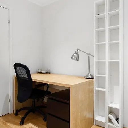 Appartement Spacious, Modern Apartment, Central Location, 3br Bergen